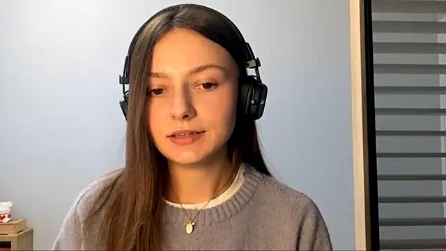 SoulHiperAgne  online show from September 28, 2025, 3:19 pm