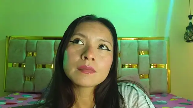 mia wetts online show from October 24, 2025, 7:35 pm