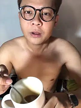 Snapshot of datnguyenvn chatting on February 17, 2026, 6:33 am datnguyenvn online show from February 17, 2026, 6:33 am