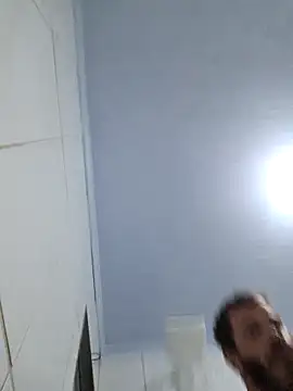 novinho100795 online show from April 14, 2026, 11:32 pm