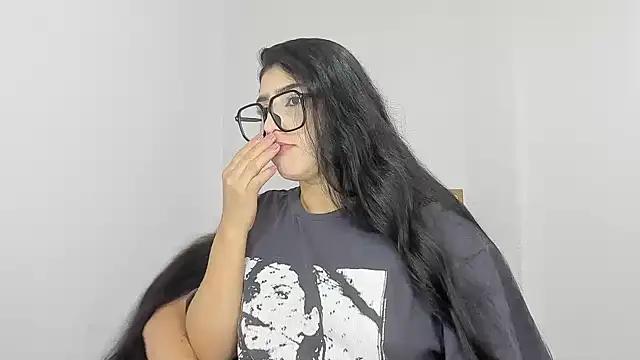 Sweet and Rous0 online show from March 13, 2026, 12:10 pm