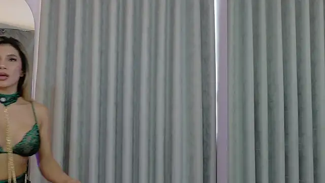 Snapshot of NicoleArmani chatting on June 14, 2026, 10:22 pm NicoleArmani online show from June 14, 2026, 10:22 pm
