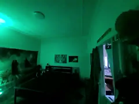 Snapshot of frooty4u chatting on January 9, 2026, 9:16 am frooty4u online show from January 9, 2026, 9:16 am