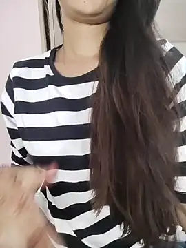 Snapshot of Cute_Jasmin_ chatting on October 23, 2025, 5:50 am Cute Jasmin online show from October 23, 2025, 5:50 am