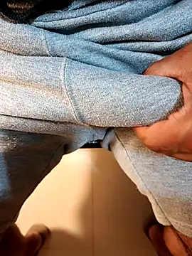 Gallo001 online show from November 19, 2025, 10:26 am