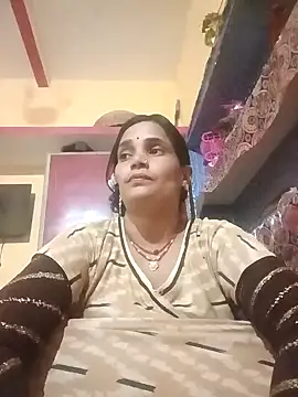 Hot-kal93 online show from November 30, 2025, 9:32 am