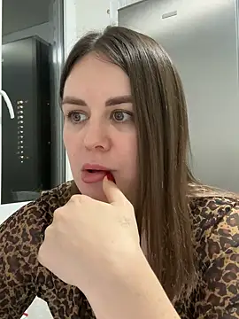 Risky-Flower online show from October 9, 2025, 6:08 pm