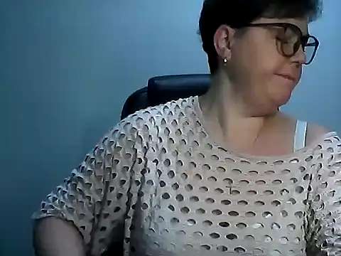 Snapshot of EllaLove2277 chatting on February 6, 2026, 7:15 am EllaLove2277 online show from February 6, 2026, 7:15 am