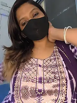 SpicykhalifaX online show from May 19, 2026, 6:31 am
