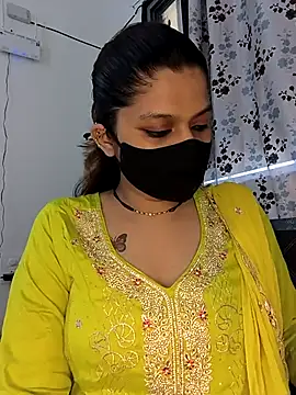 SpicykhalifaX online show from May 5, 2026, 6:27 am