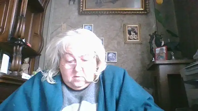 Lala-Love56 online show from October 28, 2025, 7:07 am