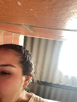 amberbakee online show from December 16, 2025, 3:49 pm