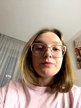 Bellatrisssaa online show from November 20, 2025, 3:02 pm