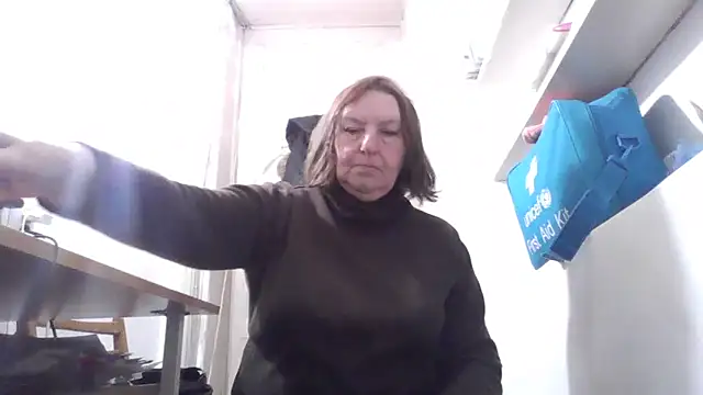 AnnaLive570 online show from April 8, 2026, 4:25 am