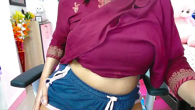 WildDimpi 0 online show from April 15, 2026, 7:40 pm