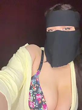 RooVaaN-Xx online show from October 19, 2025, 3:04 pm