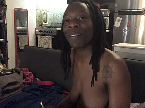 littyleesh1 online show from May 17, 2026, 12:32 am