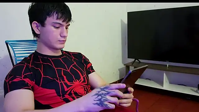 ErickWalton online show from December 1, 2025, 5:08 am