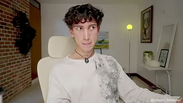 Snapshot of boream chatting on December 4, 2025, 1:10 pm boream online show from December 4, 2025, 1:10 pm