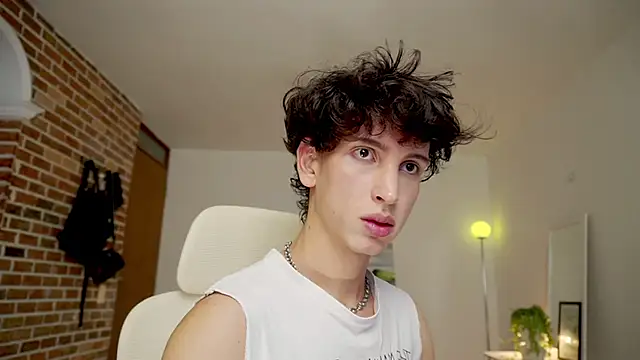 Snapshot of boream chatting on October 23, 2025, 11:20 am boream online show from October 23, 2025, 11:20 am