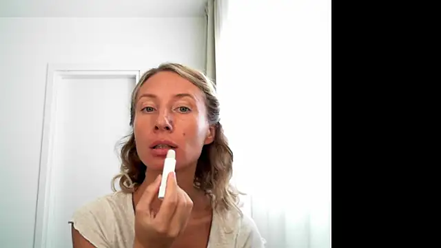 Paevoa online show from October 8, 2025, 8:49 am