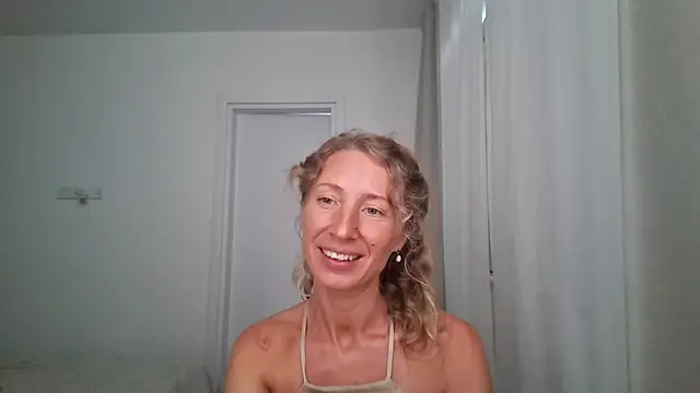 Paevoa online show from September 11, 2025, 11:21 am