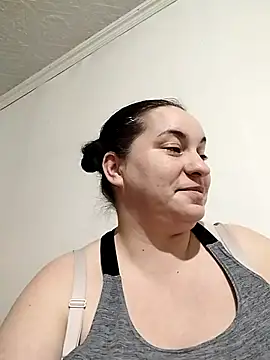 Snapshot of Brunetytka chatting on February 27, 2026, 4:40 pm Brunetytka online show from February 27, 2026, 4:40 pm