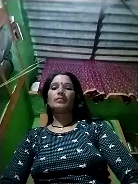 Snapshot of Monika_cut chatting on October 9, 2025, 3:56 pm Monika cut online show from October 9, 2025, 3:56 pm