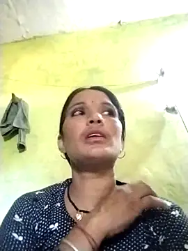 Snapshot of Monika_cut chatting on September 11, 2025, 5:51 am Monika cut online show from September 11, 2025, 5:51 am