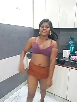 Rashmi Pathak online show from September 21, 2025, 4:23 pm