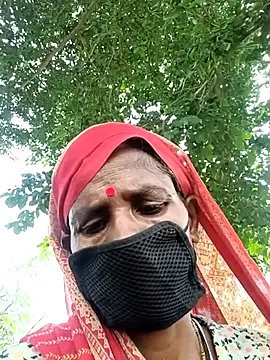 So payal online show from October 3, 2025, 7:43 am