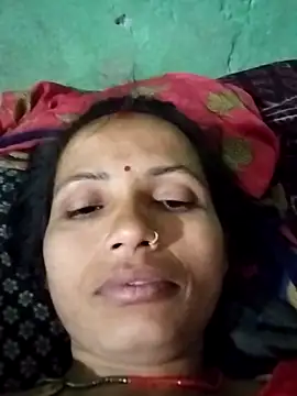 KIRTI12 HOT online show from December 19, 2025, 8:11 pm