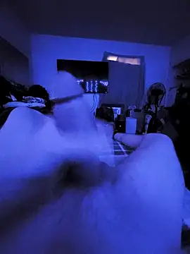 littlecockginger online show from November 3, 2025, 3:59 pm