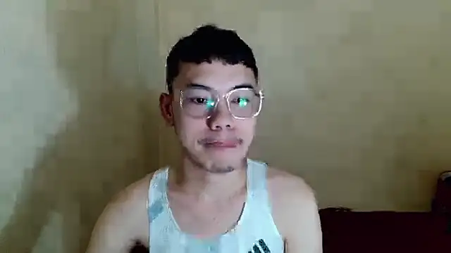 keirflorianxx online show from September 23, 2025, 7:21 pm