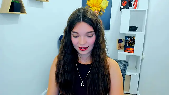 Snapshot of DivineAmour chatting on October 9, 2025, 11:44 am DivineAmour online show from October 9, 2025, 11:44 am