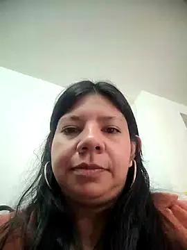 kinky momm online show from September 30, 2025, 2:56 pm