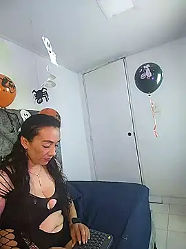 Shantey Laurent online show from October 30, 2025, 12:25 pm