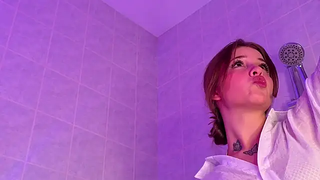 Snapshot of LoveSeekins chatting on December 19, 2025, 7:16 pm LoveSeekins online show from December 19, 2025, 7:16 pm