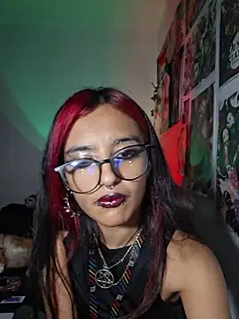 carolinerue online show from February 10, 2026, 10:58 am