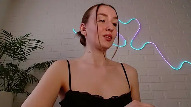 WhitePrincessLuna online show from March 20, 2026, 2:51 pm