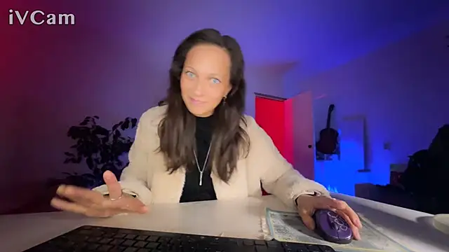 Feela soula online show from September 23, 2025, 9:44 pm