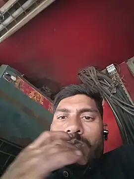 hotbabaji12 online show from November 21, 2025, 4:11 am