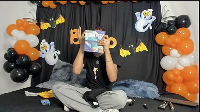 maicol cum23 online show from October 9, 2025, 1:44 pm