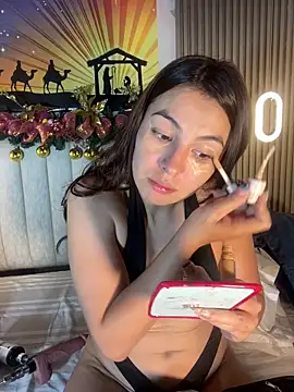 Snapshot of Dakota_Evanns chatting on December 15, 2025, 7:09 pm Dakota Evanns online show from December 15, 2025, 7:09 pm