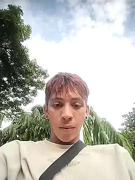  DAEMON  online show from September 26, 2025, 9:32 pm