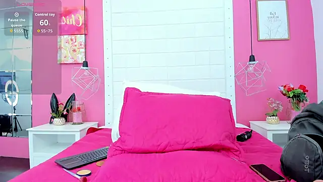 TransDoll09 online show from October 8, 2025, 6:08 pm