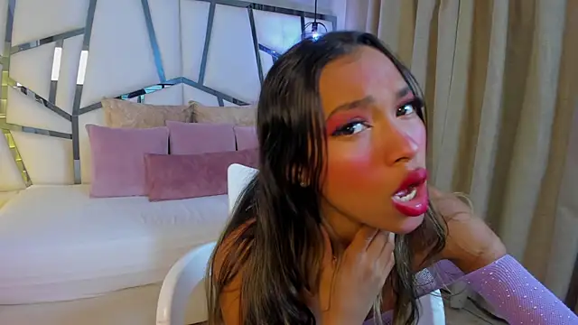 Susanna Cute online show from April 8, 2026, 12:28 pm