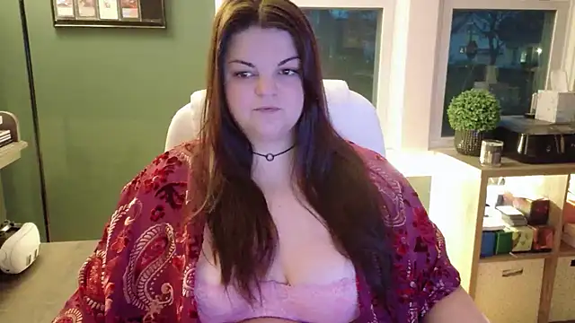 PlayWithBrittany online show from November 30, 2025, 9:59 pm