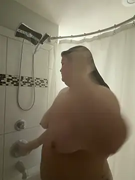 PlayWithBrittany online show from December 21, 2025, 4:08 pm