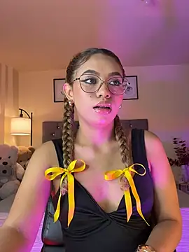 Snapshot of OxanaFedorova1- chatting on February 19, 2026, 8:28 pm OxanaFedorova1- online show from February 19, 2026, 8:28 pm